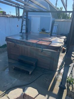 Free LA Spa 6 seater Needs New Motor