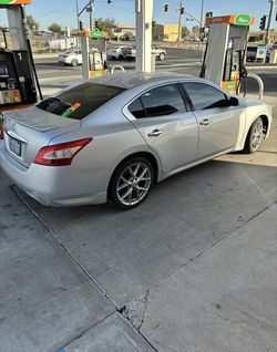 2010 Nissan Maxima
