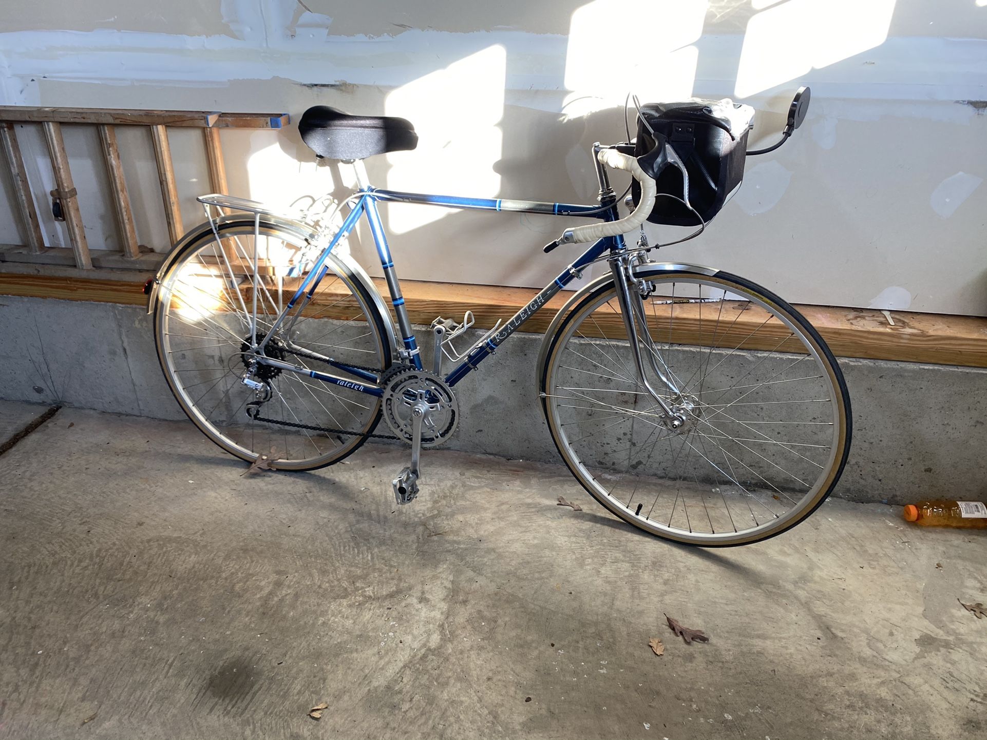 Vintage Raleigh Touring Road Bike Medium