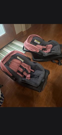 In new condition carseats