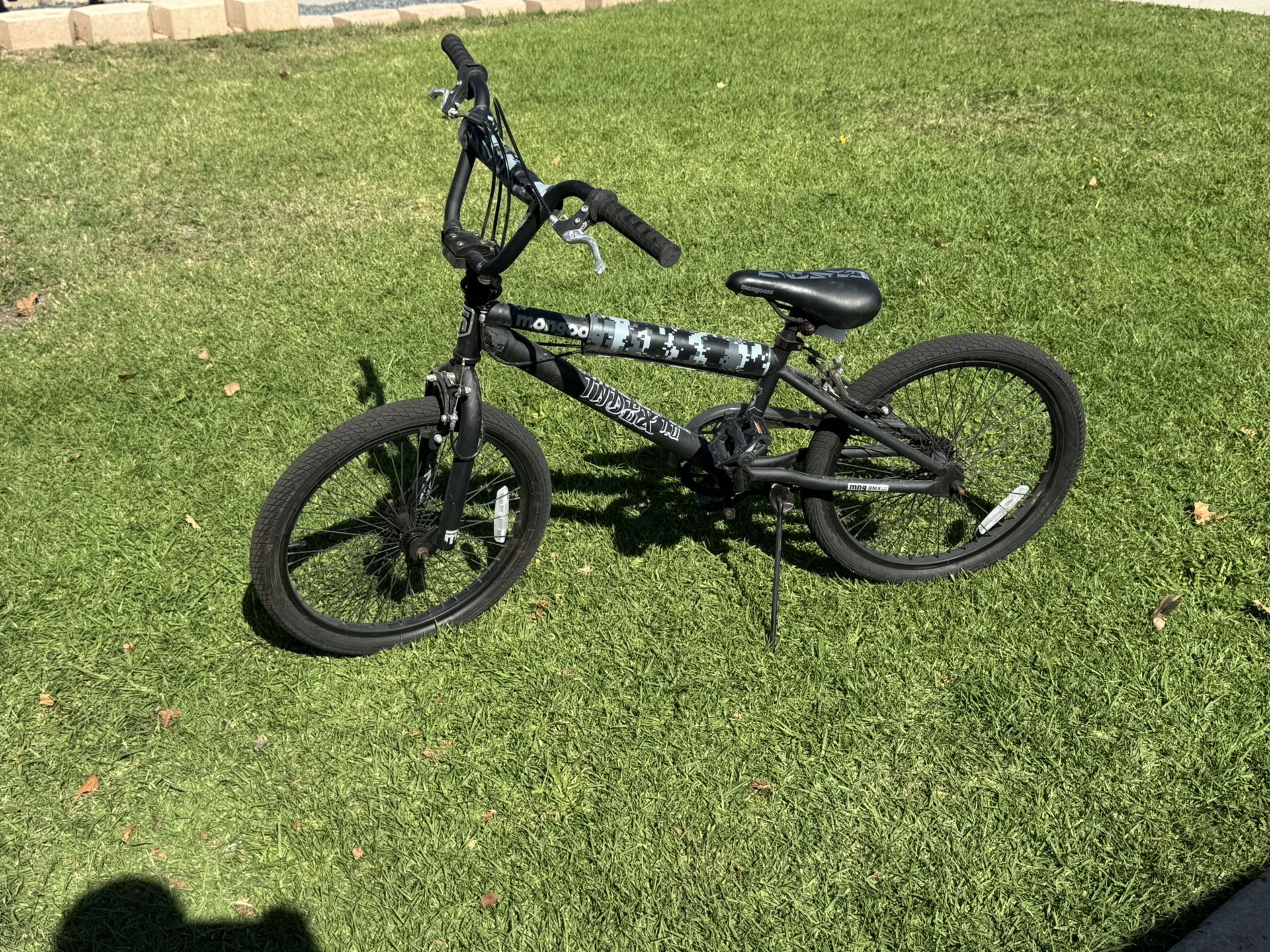 Mongoose Kids Bike 20”