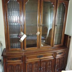 China Cabinet And Table And Chairs 
