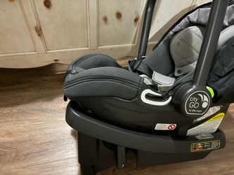 Infant Chair with bottom stand