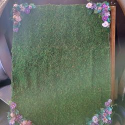 Grass-crafted Board w/ Lights