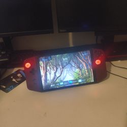 Lenovo Legion Go With 4Tb SSD 