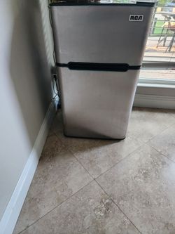 Small refridgetor