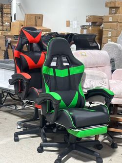 ❤️‍🔥 Huracan Gaming Chair with Footrest