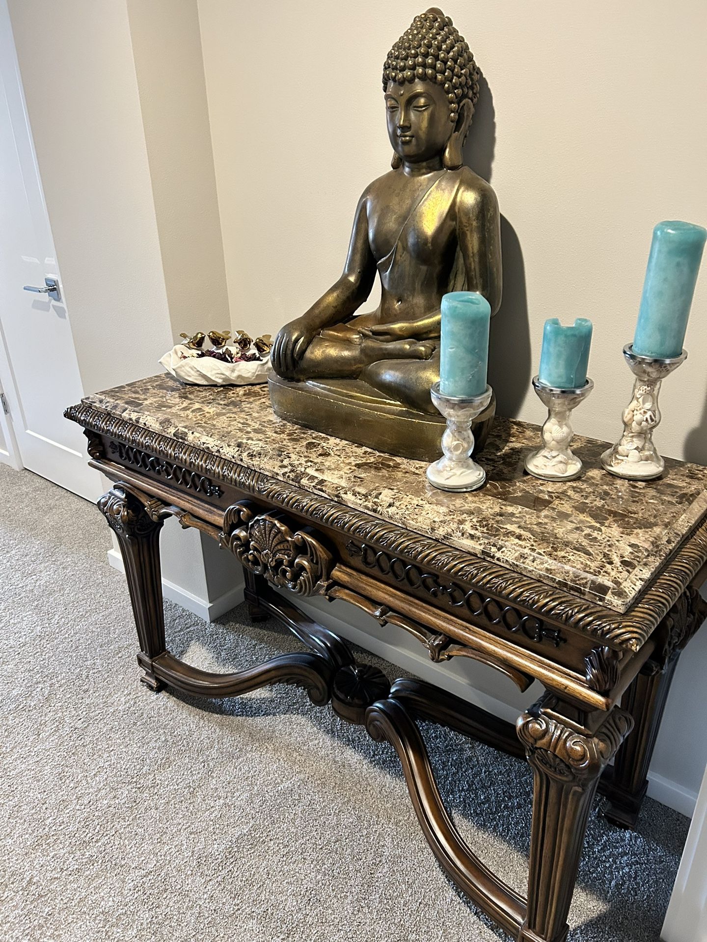 Entry Table With buddha