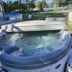 HOT TUB FOR SALE!!