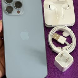 IPhone 13 Pro Max (128gb) Blue UNLOCKED 