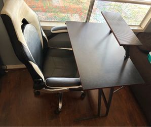 Gaming Desk and gaming chair