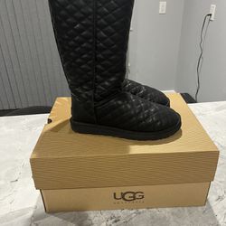UGG Classic Tall Diamond Quilted Leather Black Boot Size 9 W