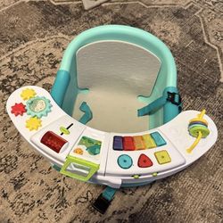 Baby feeding chair