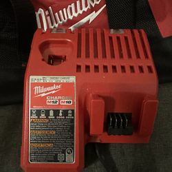 Milwaukee Battery Charger