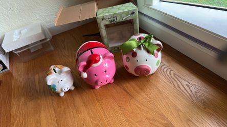 Piggy Banks 