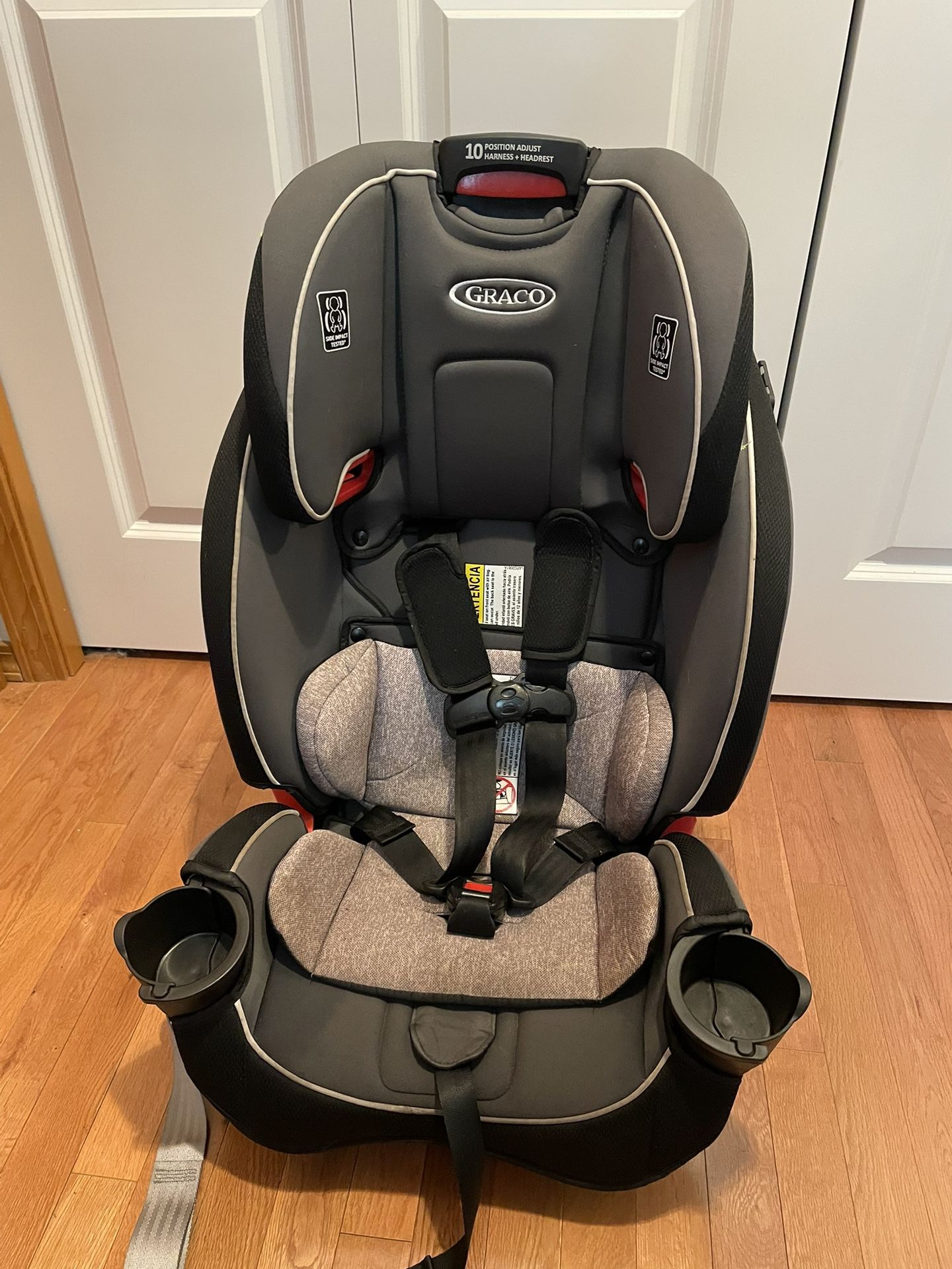 Graco SlimFit Convertible Car seat 