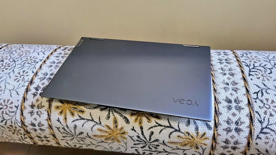 Lenovo YOGA 7i | Intel i7 1165G7 | Touch | Windows Pro | 16GB RAM | 1TB SSD - 2x Thunderbolt | With Pen