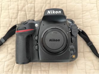 Nikon D800 (Shutter Count 905)