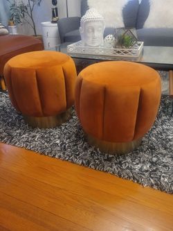 Pair of modern pouf stools