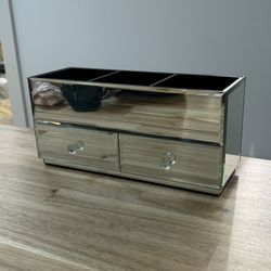 PB Teen Mirrored Organizer