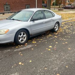 2001 Ford Taurus