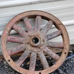 1920's model T wood spoked wheel