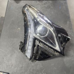 Cadillac XT5 Halogen Headlight Right Passenger Side 2017 2018 2019 2020 2021 2022 Part $240