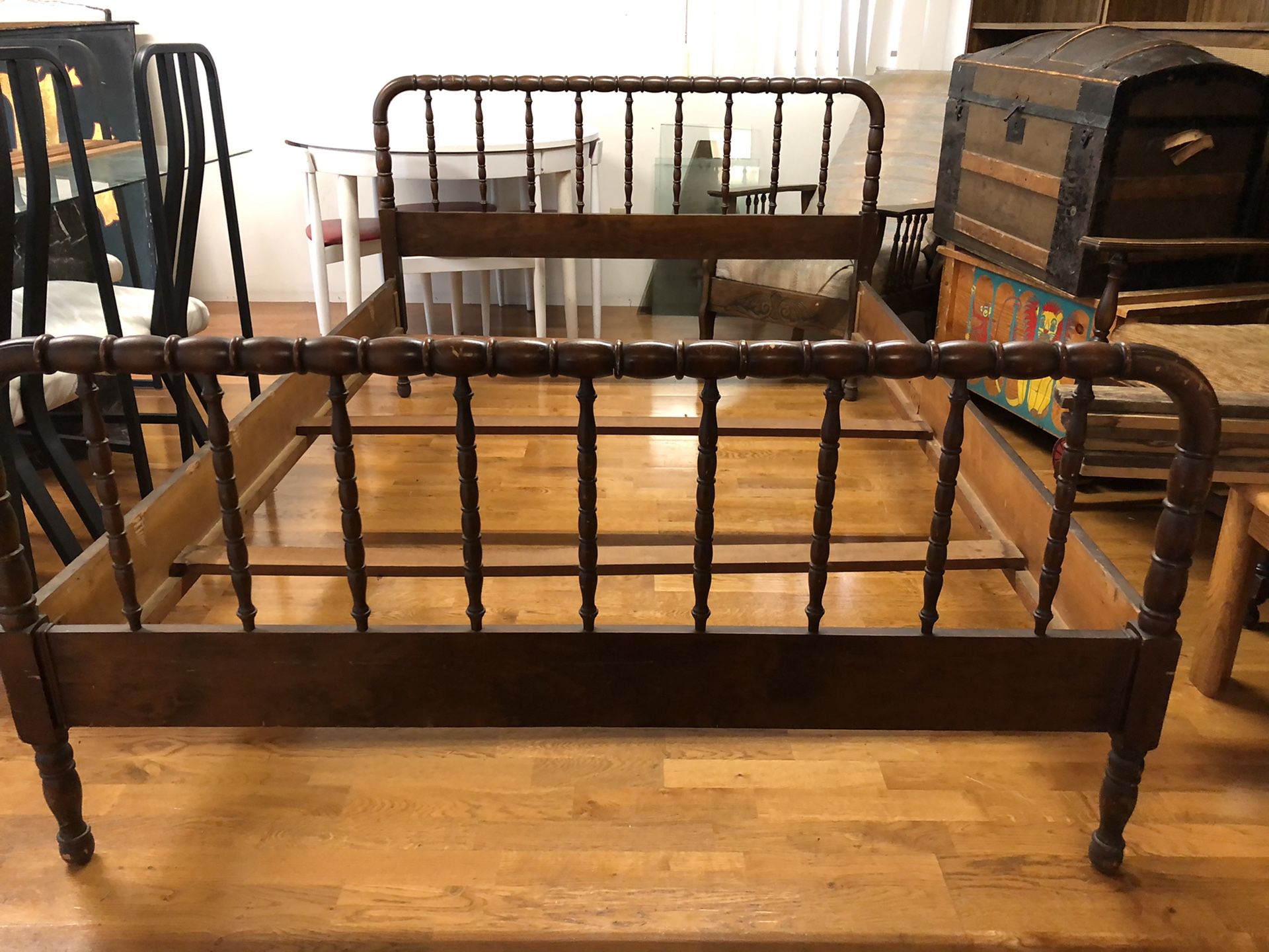 Antique Doernbecher Manufacturing company of Portland Cane style bed