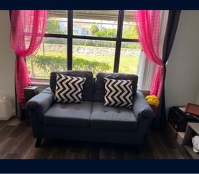 2 COUCHES( MUST GO THIS WEEK)