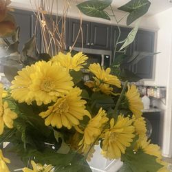 Yellow Kitchen Decor 