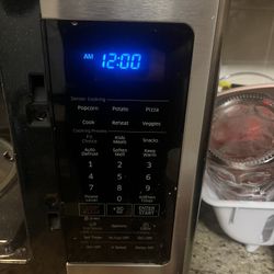Samsung Conventional Microwave Oven