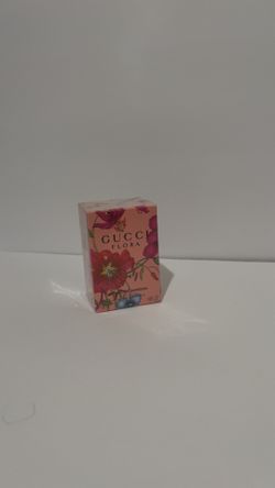 Gucci flora