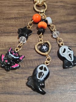 HALLOWEEN KEYCHAIN