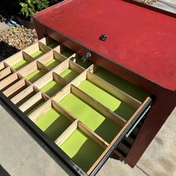 Craftsman Toolbox. Made In USA. KEYS, DIVIDERS AND LINERS INCLUDED. 