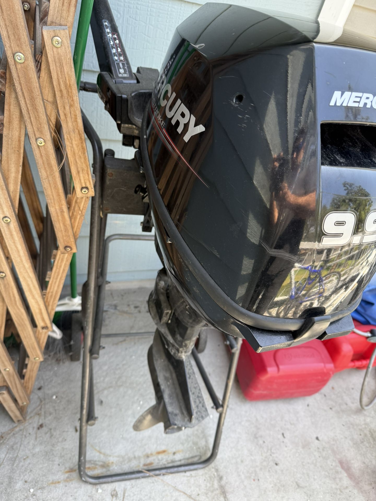 9.9 Mercruiser HP Motor