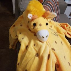 Giraffe Costume Size 18 To 24 Months.n