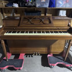 Wurlitzer Upright Piano