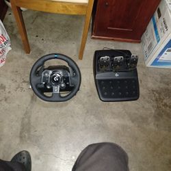 Logitech g923 (fore racing games)