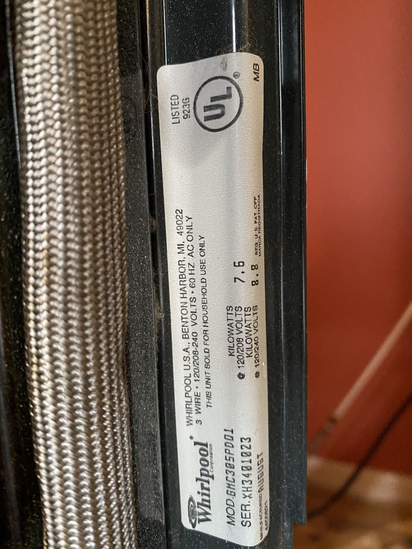 Whirlpool Gold Accubake System ( Oven/Microwave Combo) for Sale in