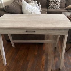 Desk  (prunedale)