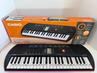 Casio SA-76 44-Key Mini Keyboard—Good Used Condition!