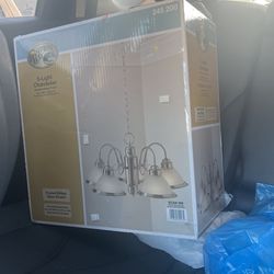 Hampton Bay 5 Light Chandalier