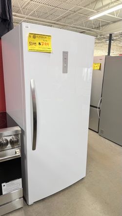 Frigidaire White Upright Freezer
