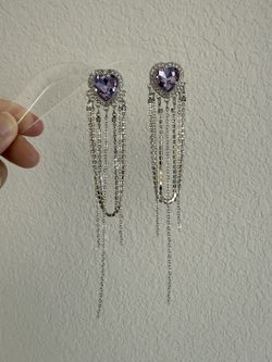 Women’s purple and silver dangle heart shaped earrings