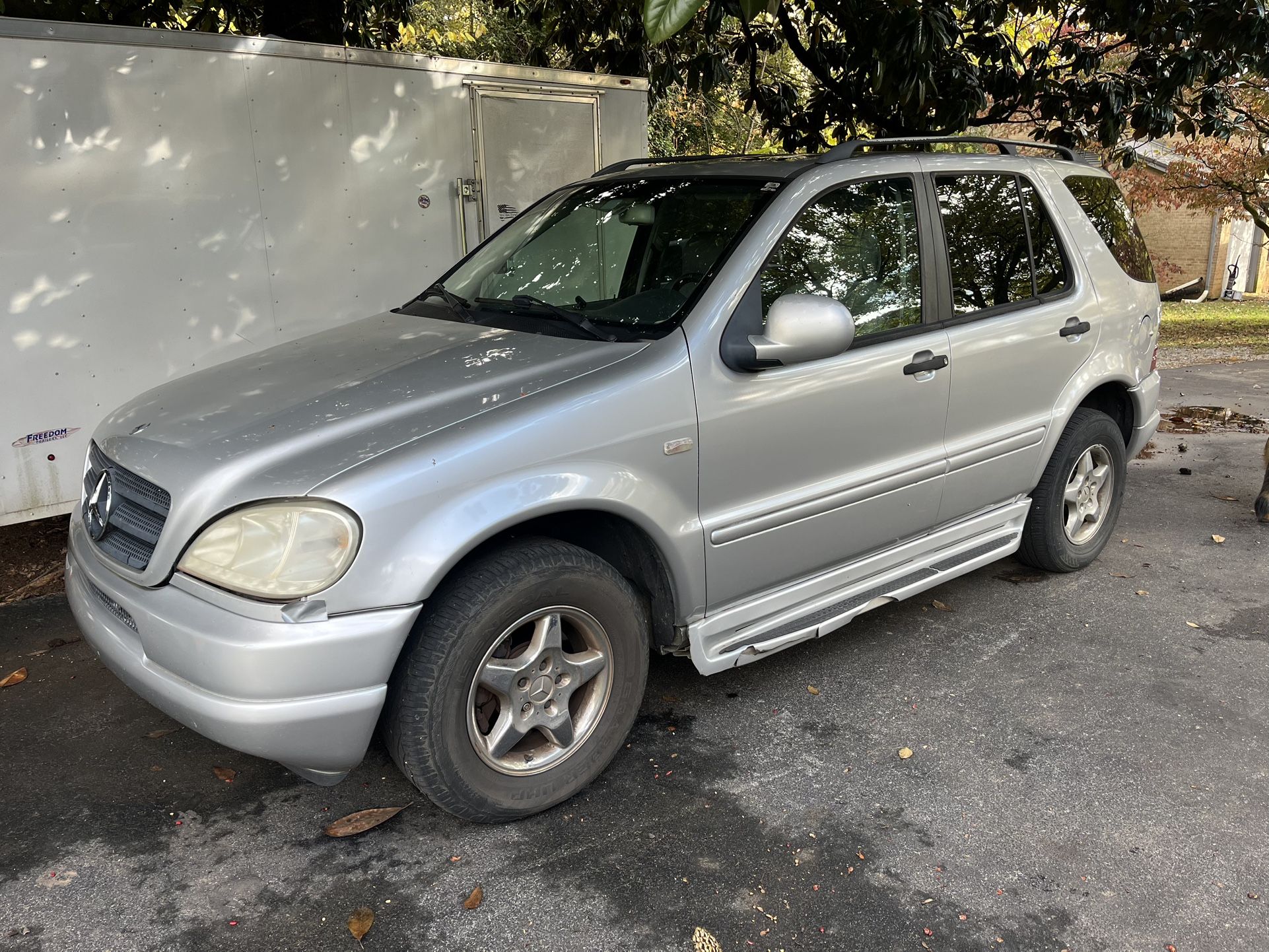 2000 Mercedes-Benz M-Class
