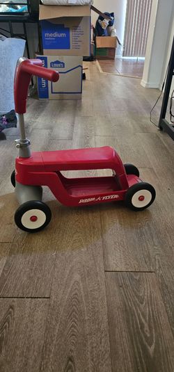 Radio Flyer Toddler Scooter