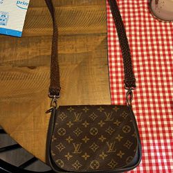 Authentic Louis Vuitton Vintage Boho Bag Odyssey for Sale in Chula