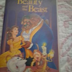 Disney Black Diamond Edition VHS. BEAUTY AND THE BEAST AND ROBIN HOOD 