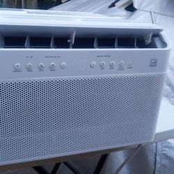 8000 BTU Window AC WORKS PERFECT 
