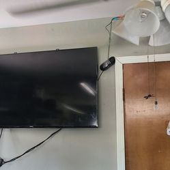 Samsung 55 In SMART tv